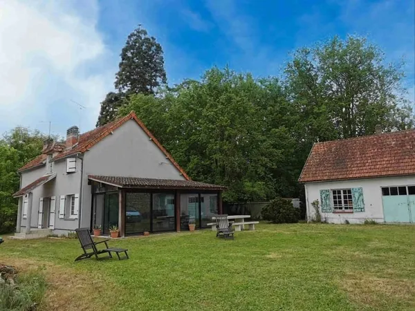 Charmante maison avec deuxieme maison à rénover- Tournon-Saint- Pierre