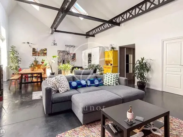 Loft 4 pièces 118 m²