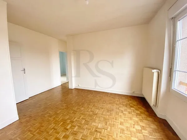 ARGENTAN - PROCHE DES COMMERCES - F3 de 51 m²
