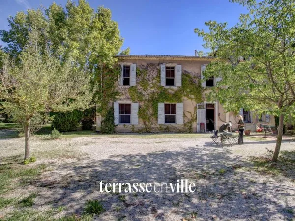 Vends propriété