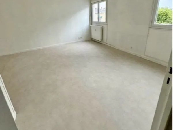 T2 52 m² lumineux avec parking - proche centre