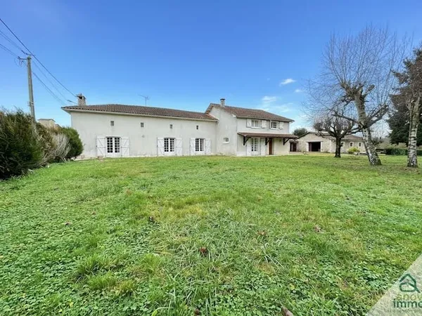 Maison 9 pièces 287 m²