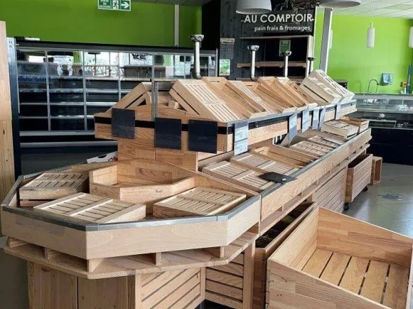 Local commercial 401 m²