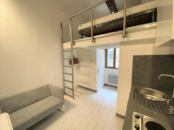 Appartement Location Béziers 1p 18m² 300€