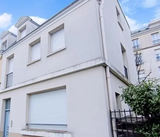 Triplex 6 pièces 100 m²