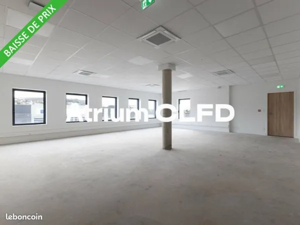 BUREAUX 95 m² COURNON D AUVERGNE