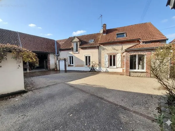 Maison 4 chambres - auneau proche