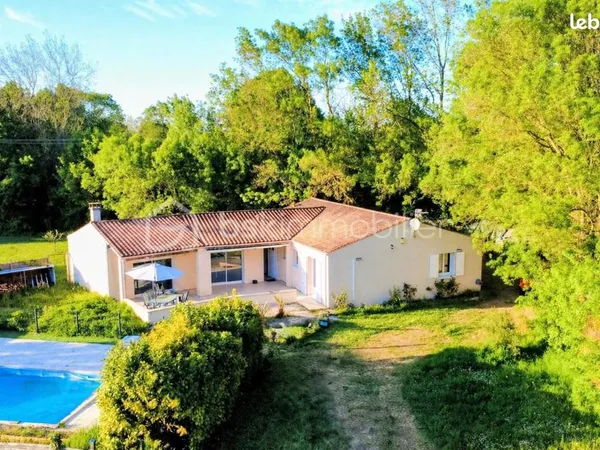 Maison 6 pièces 159 m²