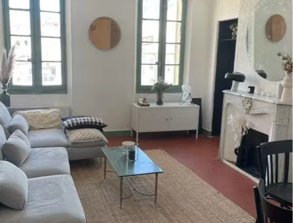 Appartement 3 pièces hyper centre Toulon Les Halles