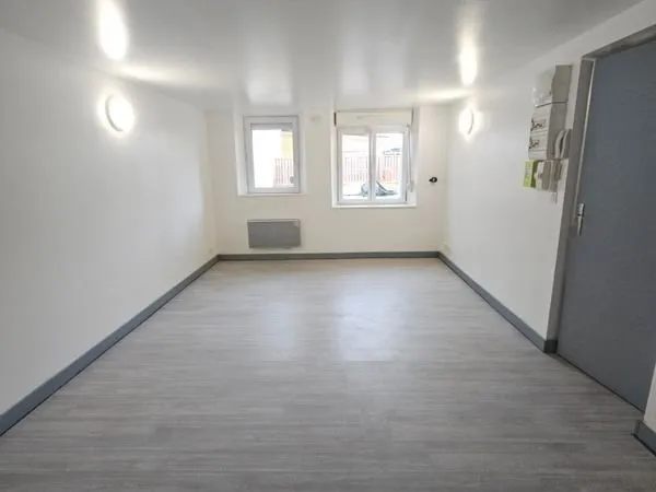 Beau studio quartier Sainte Anne