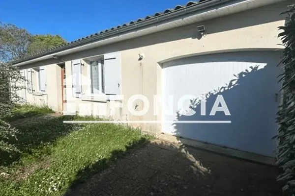 Maison Location Buxerolles 4p 108m² 825€