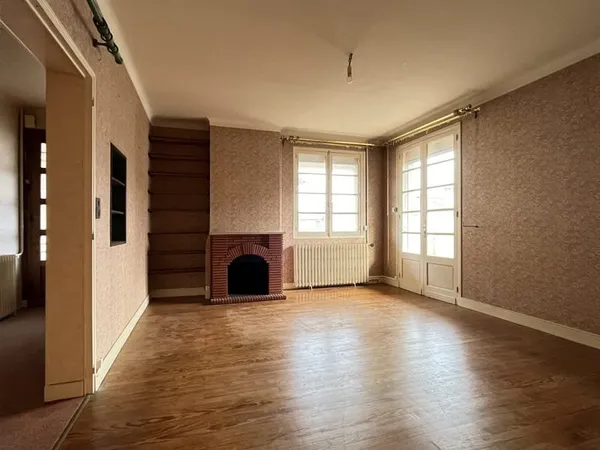 Maison Tarbes 153.13 m2 6 pièces