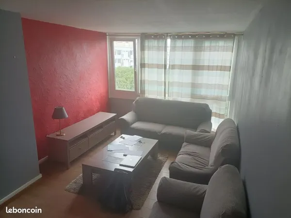 Lille - T3 60m2 - Meublé et équipé - Eau chaude et chauffage inclus