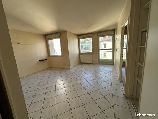 Appartement T2 - Lyon 6