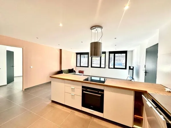 Appartement 4 pièces 90 m²