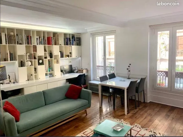 T2 meublé 50 m² - Paris 18 - Ligne 4 - prêt à vivre