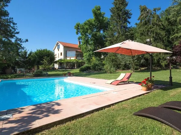 Maison d'architecte rénovée ? 5 chambres, piscine et parc arboré sans vis-à-vis à Montauban Sud