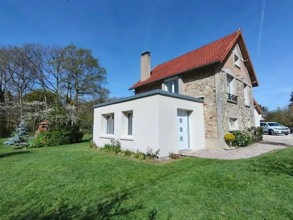 Maison 1 pièce 153 m²