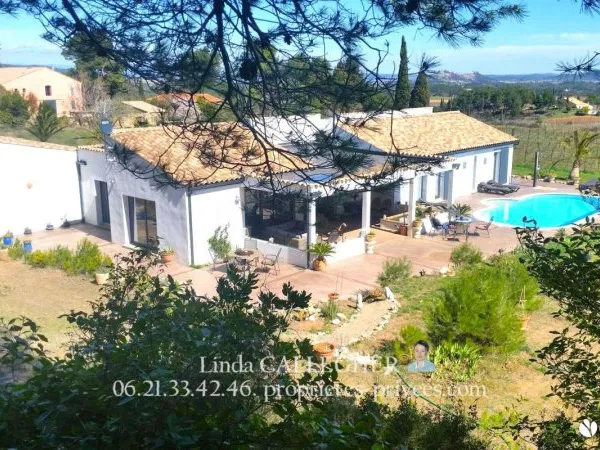 Villa 5 pièce(s) 222 m2