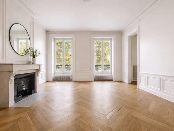 Appartement bourgeois de 143m² - 4 chambres en plein coeur de L