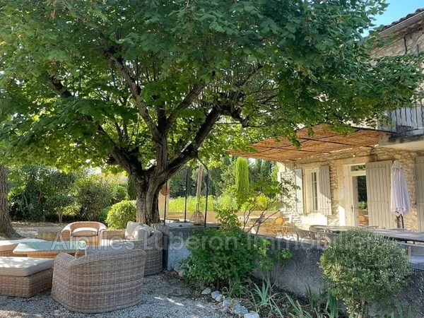 Maison 7 pièces 150 m²