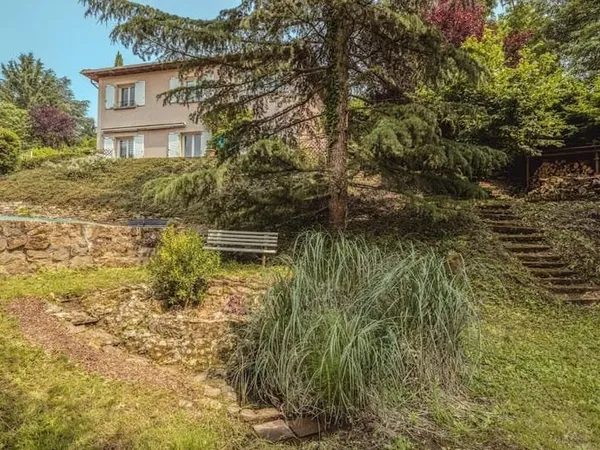 Villa 7 pièces 140 m²