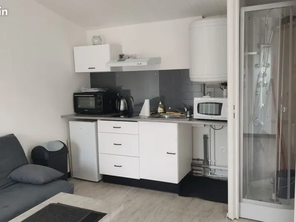 Location studio meublé