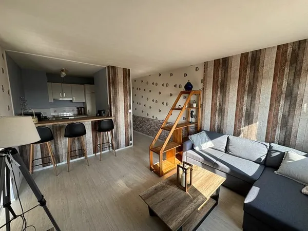 Appartement meublé de 42 m² SH ( 2 pièces) à Charleville Mézières