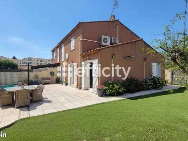 Maison 5 pièces 102 m²