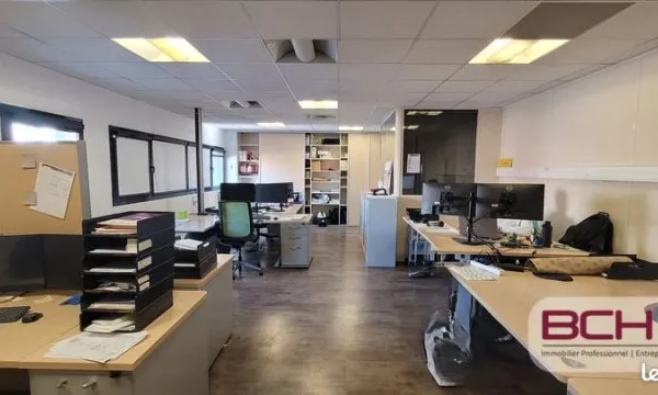 Bureaux 340 m²