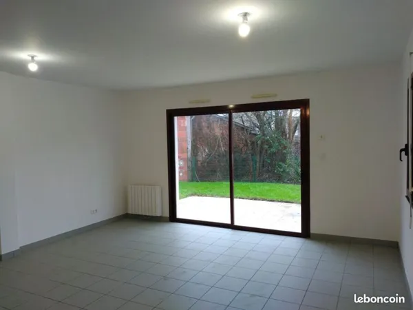 Appartement Location La Chapelle-Glain 1p 38m² 390€