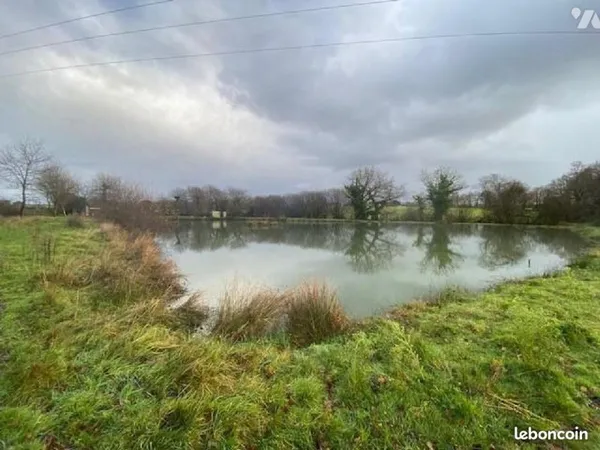 Terrain 10200 m² TINTENIAC