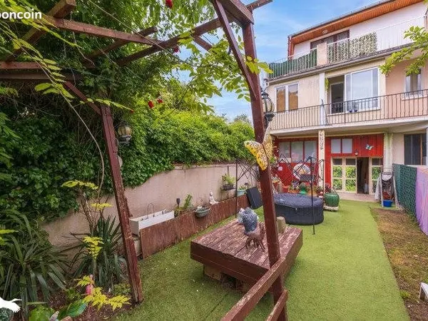 Maison 4 pièces 77 m²