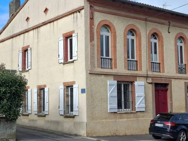 Maison 6 pièces 216 m²