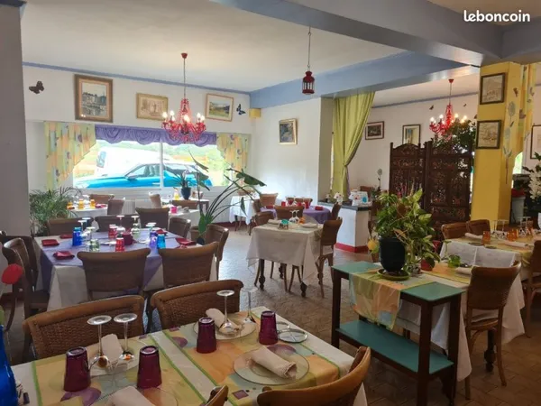 Vends commerce et maison d'habitation