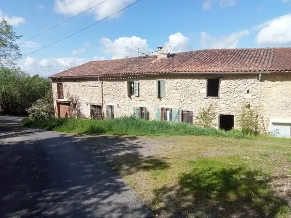 Grande Ferme en pierre proche de Graulhet