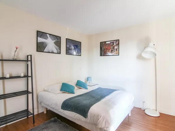 Chambre spacieuse – 15m²