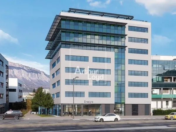Bureaux 1297 m²