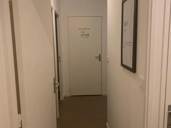 Colocation entre filles