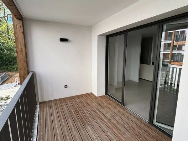 Appartement 1 pièce 63 m²