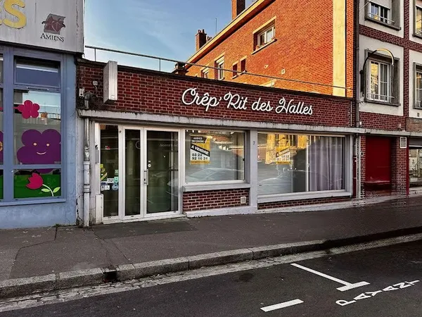 Local 83 m²