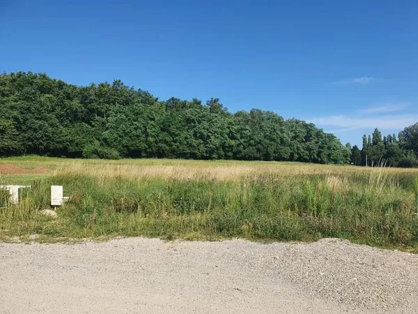 Castres gironde 500m²