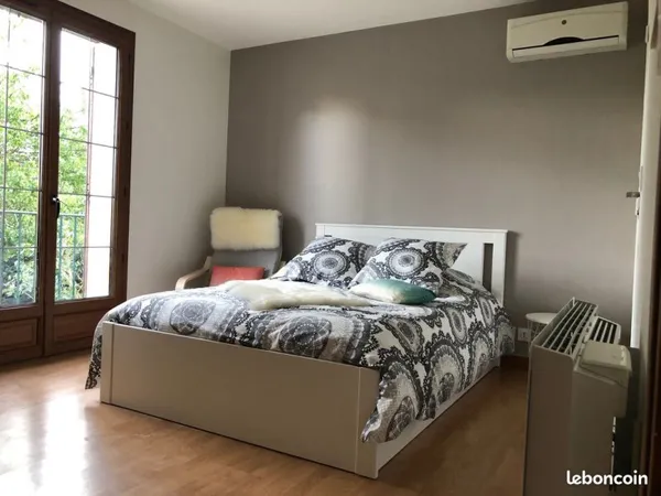 Colocation de standing dans une maison à Orsay