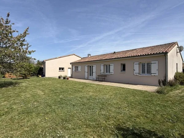 Maison de plain-pied 5 pièces 101 m²