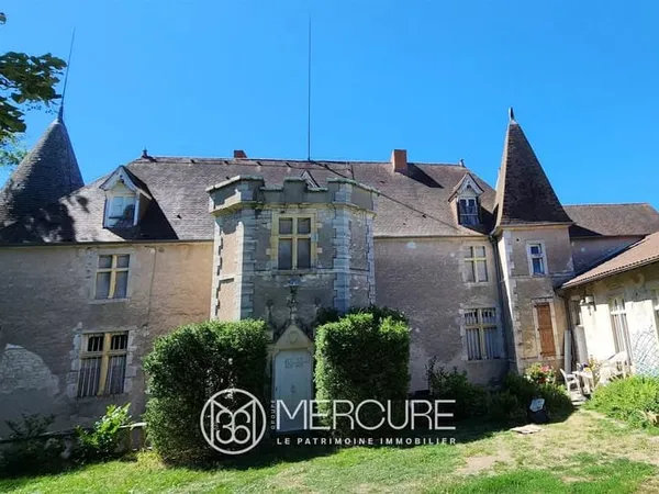 Allier, Dominant La Vallee De La Sioule Authentique Chateau XIII-XVIIeme Et Ses Dependances