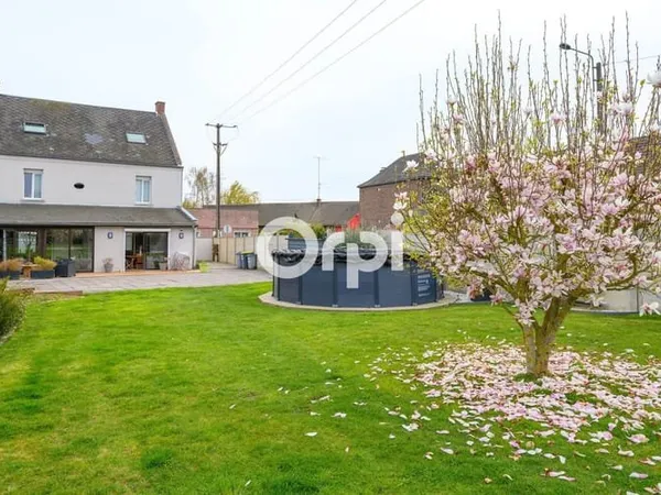 Maison 6 pièces 226 m²