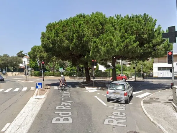 Garage à Antibes/Juan-les-Pins