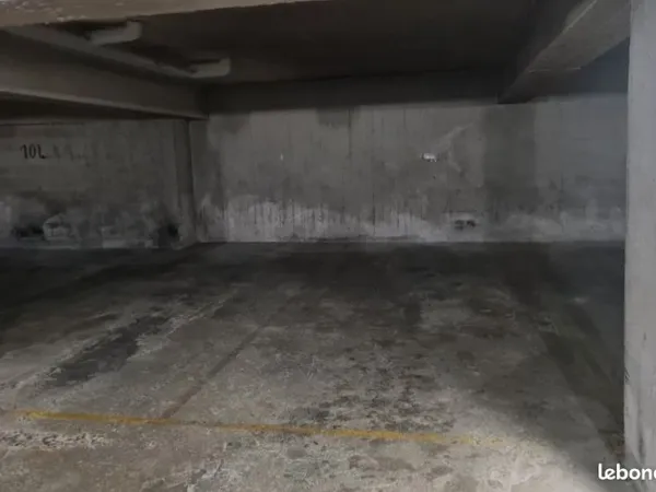 Parking à louer