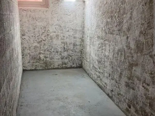 Cave saine 2x2 dans résidence sécurisée