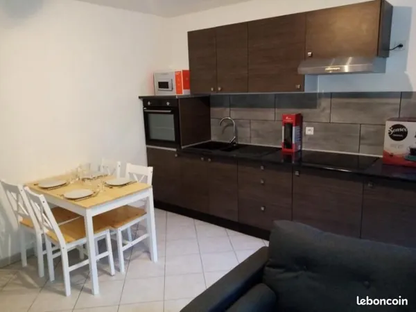 Particulier loue F2 meublé